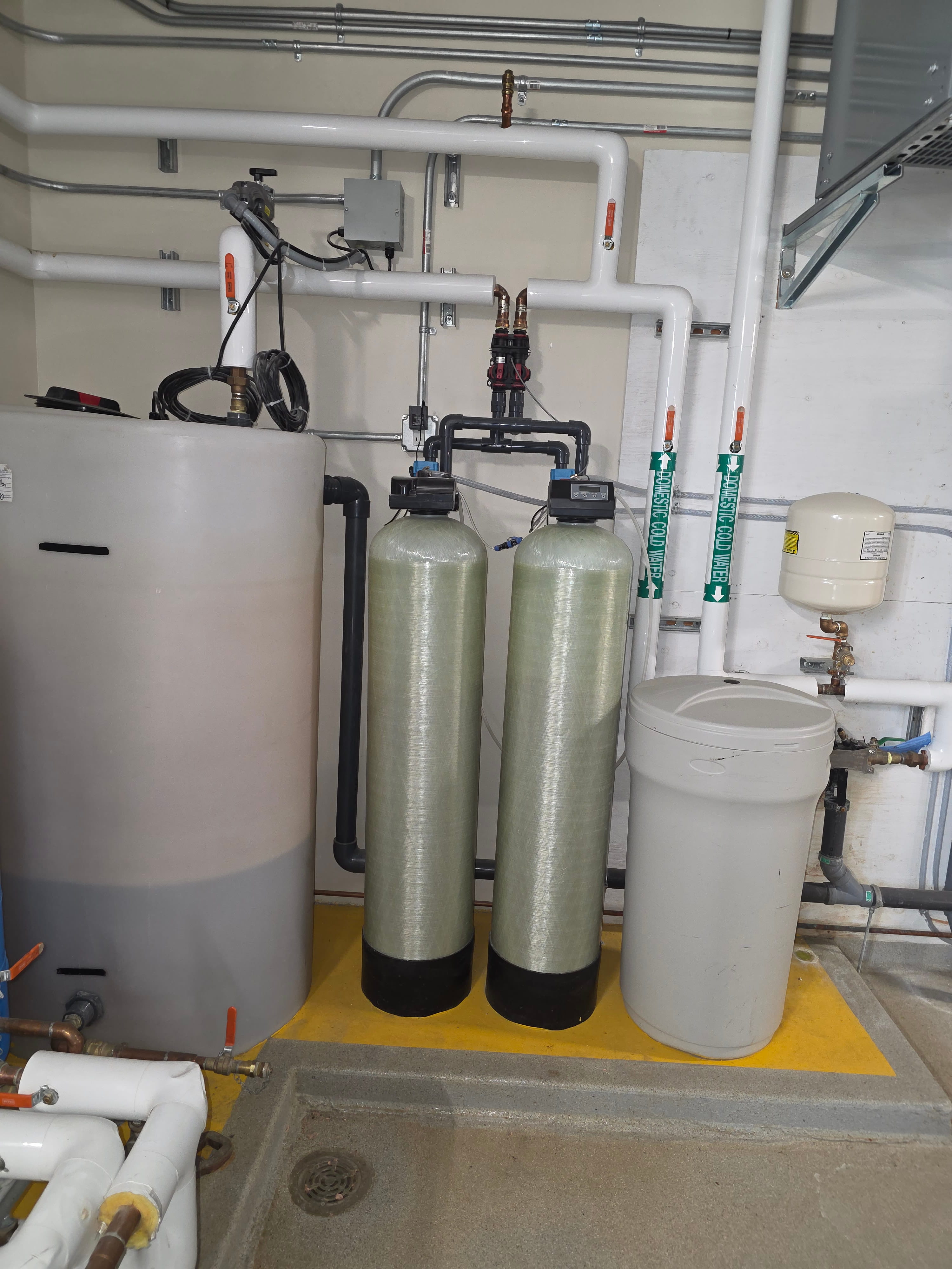 Commercial Water Softener Resin Tanks